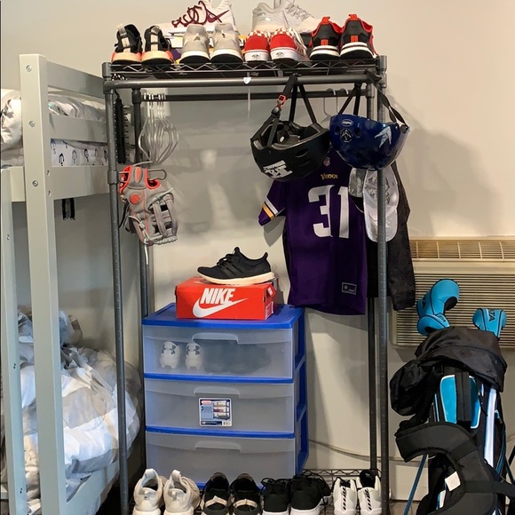 Meet your Posher, Jax - Picture 1 of 1